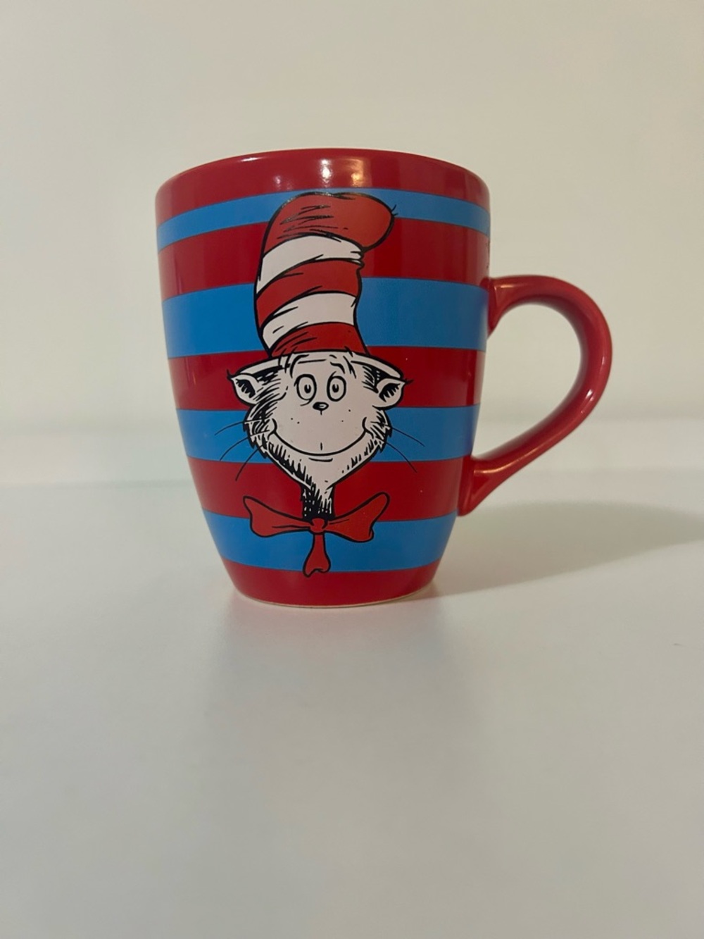 Dr Seuss The Cat in the Hat Coffee Mug Cup Red Blue Stripes